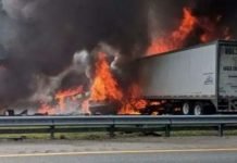 Oil tanker catches fire in Quetta, 8 hurt, 35 shops destroy