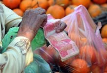 Pakistanis bid farewell to most inflationary year since 2012; inflation was 10.74% in outgoing year