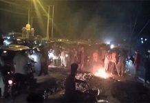 Residents stage protest against loadshedding in Hyderabad