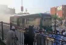 Peshawar BRT service suspended after fire incidents