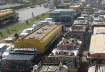 Dilapidated, damaged Islamabad Expressway neglected by CDA