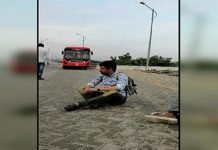 Rawalpindi Metro Bus Service blocked by workers on non-payment of wages