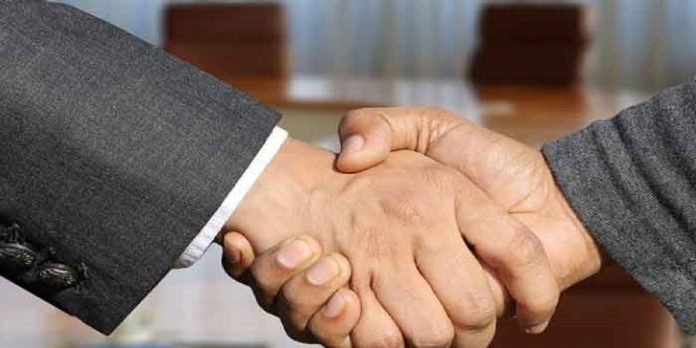 shake hand shake hand - The News Today-TNT