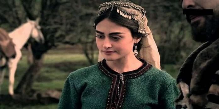 Esra Bilgis - The News Toay - TNT