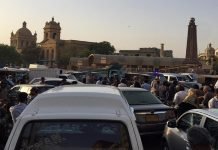 TLP protesters block major Karachi roads, highways of Saad Rizvi arrest Protests - Th News Today- TNT
