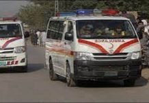 Three of a family crushed to death in Sheikhupura Ambulance - The News Today - TNT