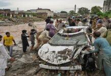 Seven die in road-mishap as car falls into drain in Capital mishap - The News Today - TNT