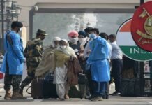 Sikh pilgrims visit gurdwara as Kartarpur corridor reopens Indian Sikhs - The News Today - TNT