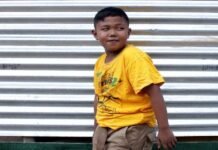 Little boy overcomes smoking habit for healthy lifestyle Ardi Rizal - The News Today - TNT
