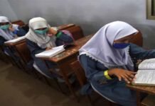 Pakistan Revamps Education At The Point Of A Gun