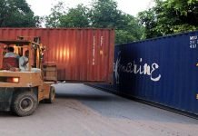 Containers arranged to seal Islamabad ahead of PTI long march Containers - The News Today - TNT