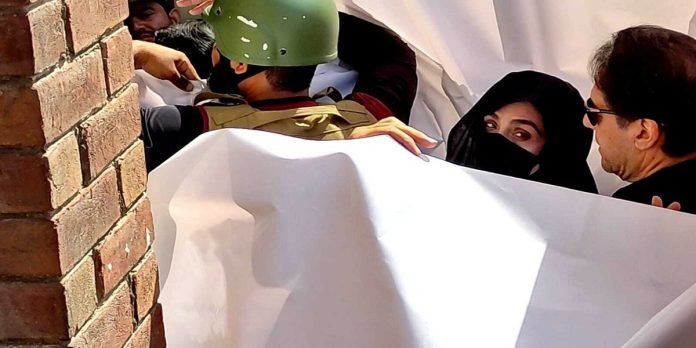 Imran and Bushra - The News Today - TNT