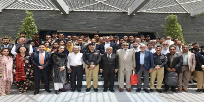 AIDS AIDS - TNT Report - TNT