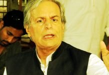 Police raid Javed Hashmi’s residence, arrest son-in-law and servants HASHMI - The News Today - TNT