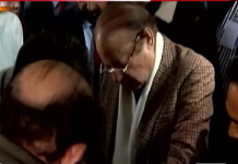 Nawaz Sharif casts his vote in Model Town Lahore Nawaz - The News Today - TNT