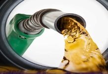 Smuggling Causes Decline In Petrol, Diesel Sales in Pakistan Petrol - The News Today - TNT