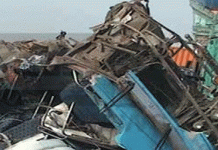 6 Dead, 18 Hurt In Bus–Trailer Collision Near Kot Addu Accident - The News Today - TNT