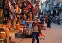 Khyber Pakhtunkhwa to pass street vendors’ protection law