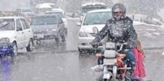 Rain, snow lash Country as cold wave sweeps across Pakistan