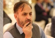 A Silent Light for Thousands of Students