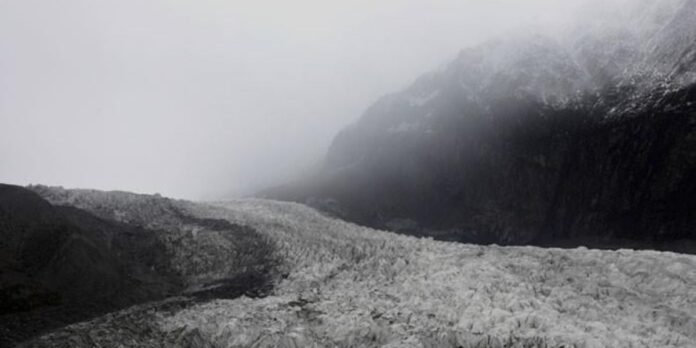 PMD issues GLOF alert PMD issues GLOF alert for Gilgit-Baltistan and KP