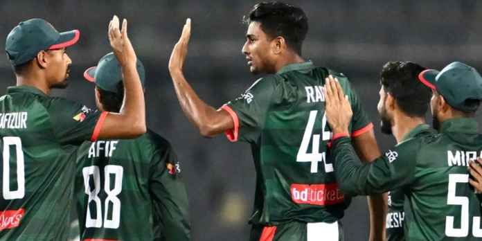 Bangladesh beat Pakistan by 11 runs in third ODI to win Series 2–1 Bangladesh beat Pakistan by 11 runs in third ODI to win Series 2–1