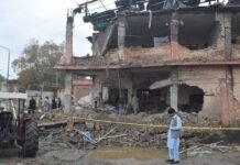Suicide car bomb hits Bannu, kills five and injures 13 Suicide car bomb hits police station in Bannu, kills five and injures 13