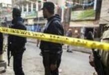 Police constable killed, four injured in attack on polio team security escort in KP Police constable killed, four injured in attack on polio team security escort in KP