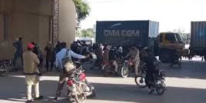 Islamabad, Rawalpindi reopen after security lockdown amid ongoing Pakistan mediation