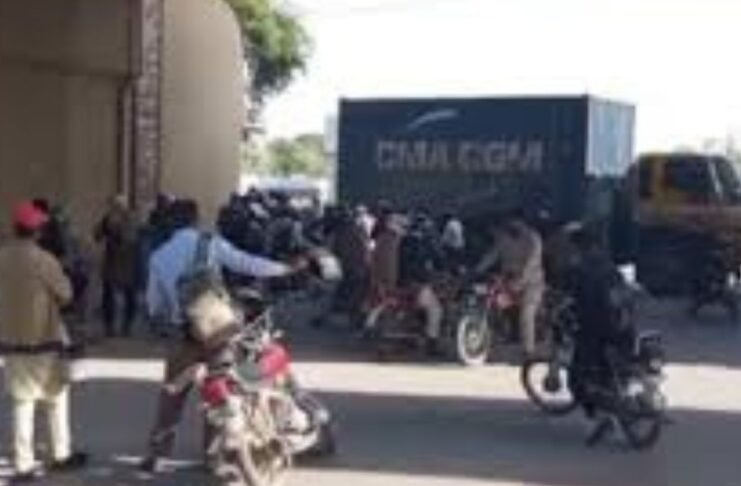 Islamabad, Rawalpindi reopen after security lockdown amid ongoing Pakistan mediation Islamabad, Rawalpindi reopen after security lockdown amid ongoing Pakistan mediation