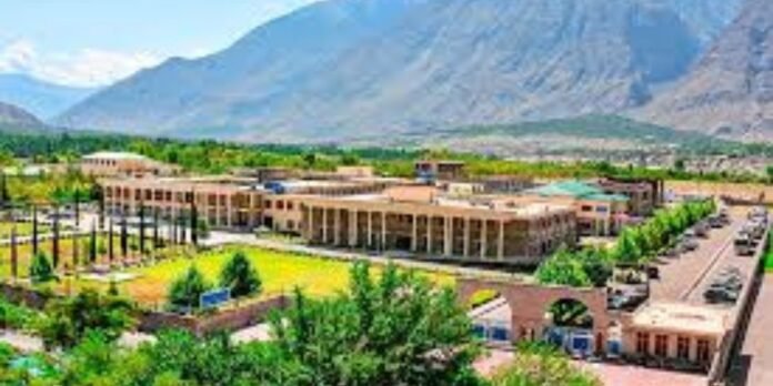 KIU pays tribute to Chinese martyrs of Karakoram Highway on 75 years of Pakistan-China diplomatic friendship
