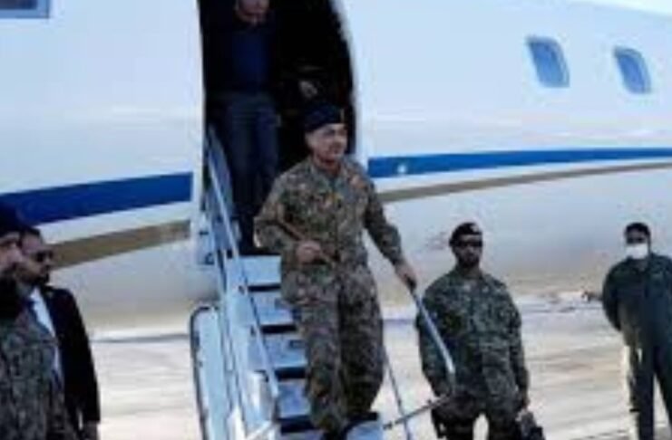 Asim Munir arrives in Iran for talks on US-Iran tensions and regional peace efforts Asim Munir arrives in Iran for talks on US-Iran tensions and regional peace efforts