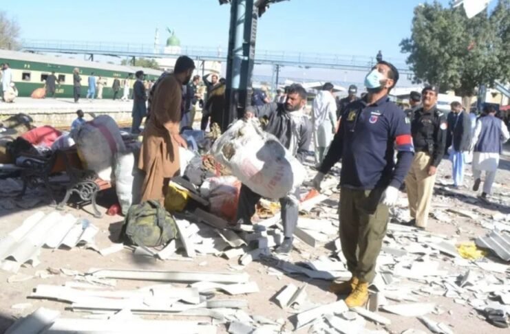 16 killed, 30 injured in blast near railway crossing in Quetta Quetta Train blast