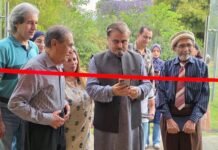 Colorful calligraphy exhibition atracts art lovers in Islamabad Innovative calligraphy exhibition atracts art lovers in Islamabad