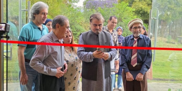 Innovative calligraphy exhibition atracts art lovers in Islamabad Innovative calligraphy exhibition atracts art lovers in Islamabad