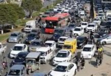 Karachi traffic police begin e-challans for lane violations on Shahrah-e-Faisal Karachi traffic police begin e-challans for lane violations on Shahrah-e-Faisal