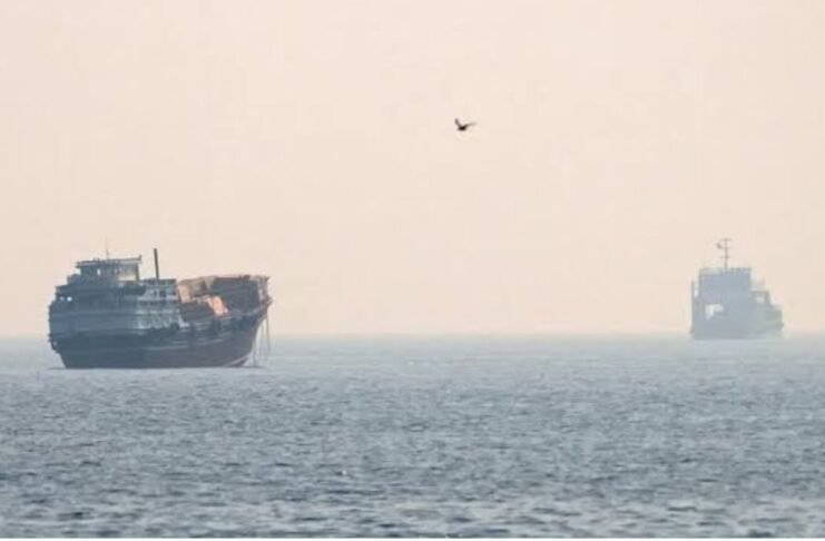 US military carries out fresh strikes on Iran, prompting Iran attacks on Kuwait and Bahrain US military carries out fresh strikes on Iran, prompting Iran attacks on Kuwait and Bahrain