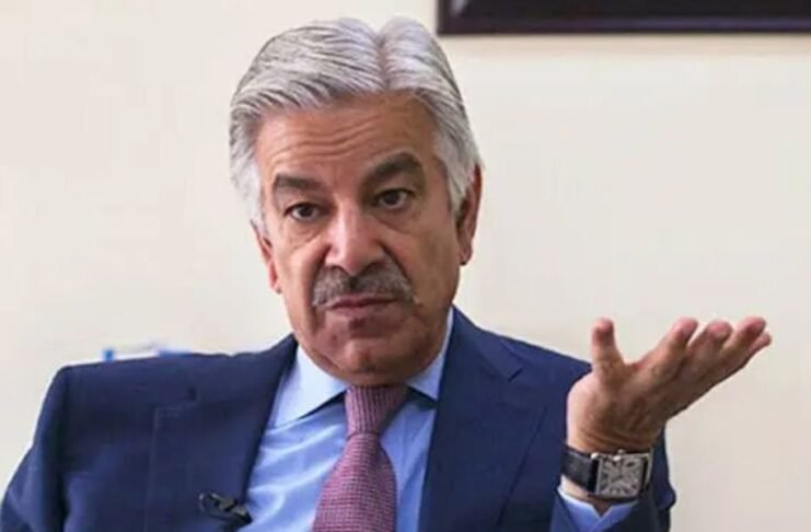 Fazlur Rehman’s remarks insult sacrifices of martyrs, says defence minister Fazlur Rehman's remarks insult sacrifices of martyrs, says defence minister