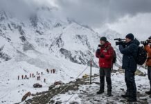 How safe are journalists covering natural disasters in Gilgit-Baltistan? How safe are journalists covering natural disasters in Gilgit-Baltistan?