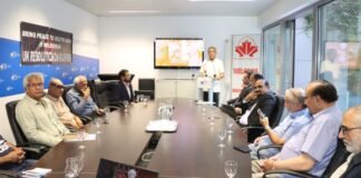 Speakers reaffirm commitment to raise Kashmir Issue before international community Speakers Reaffirm Commitment to Raise Kashmir Issue Before International Community