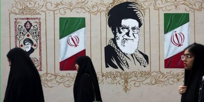 Iran vows to resist expanded US sanctions as Pakistan pushes for Talks