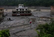 Nepal wants technical help for flood, billions of dollars as bad weather hampers rescue Nepal wants technical help for flood, billions of dollars as bad weather hampers rescue