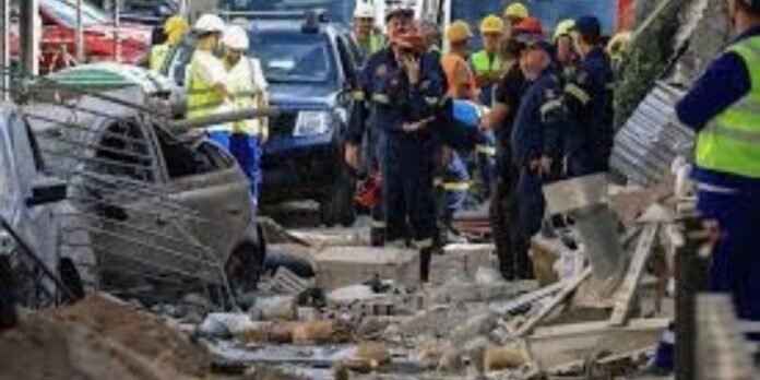 Six killed as building collapses after explosion in central Athens Six killed as building collapses after explosion in central Athens