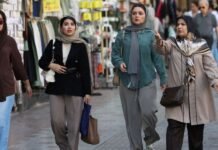 Iran appeals to US voters as American troops leave Iraq Iran appeals to US voters as American troops leave Iraq