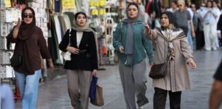 Iran appeals to US voters as American troops leave Iraq Iran appeals to US voters as American troops leave Iraq