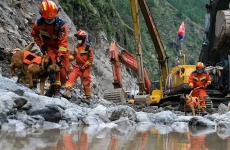 Nepal teams seek hundreds trapped in hydropower tunnels after deadly floods Nepal teams seek hundreds trapped in hydropower tunnels after deadly floods