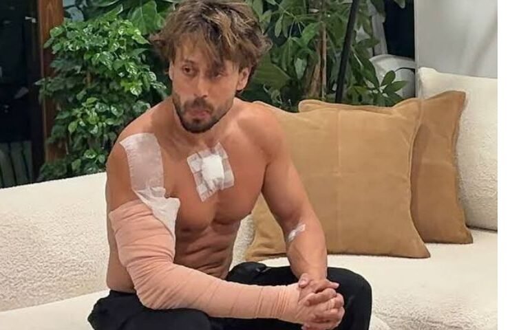 Tiger Shroff escapes unharmed in Mumbai shooting incident, driver injured Tiger Shroff escapes unharmed in Mumbai shooting incident, driver injured